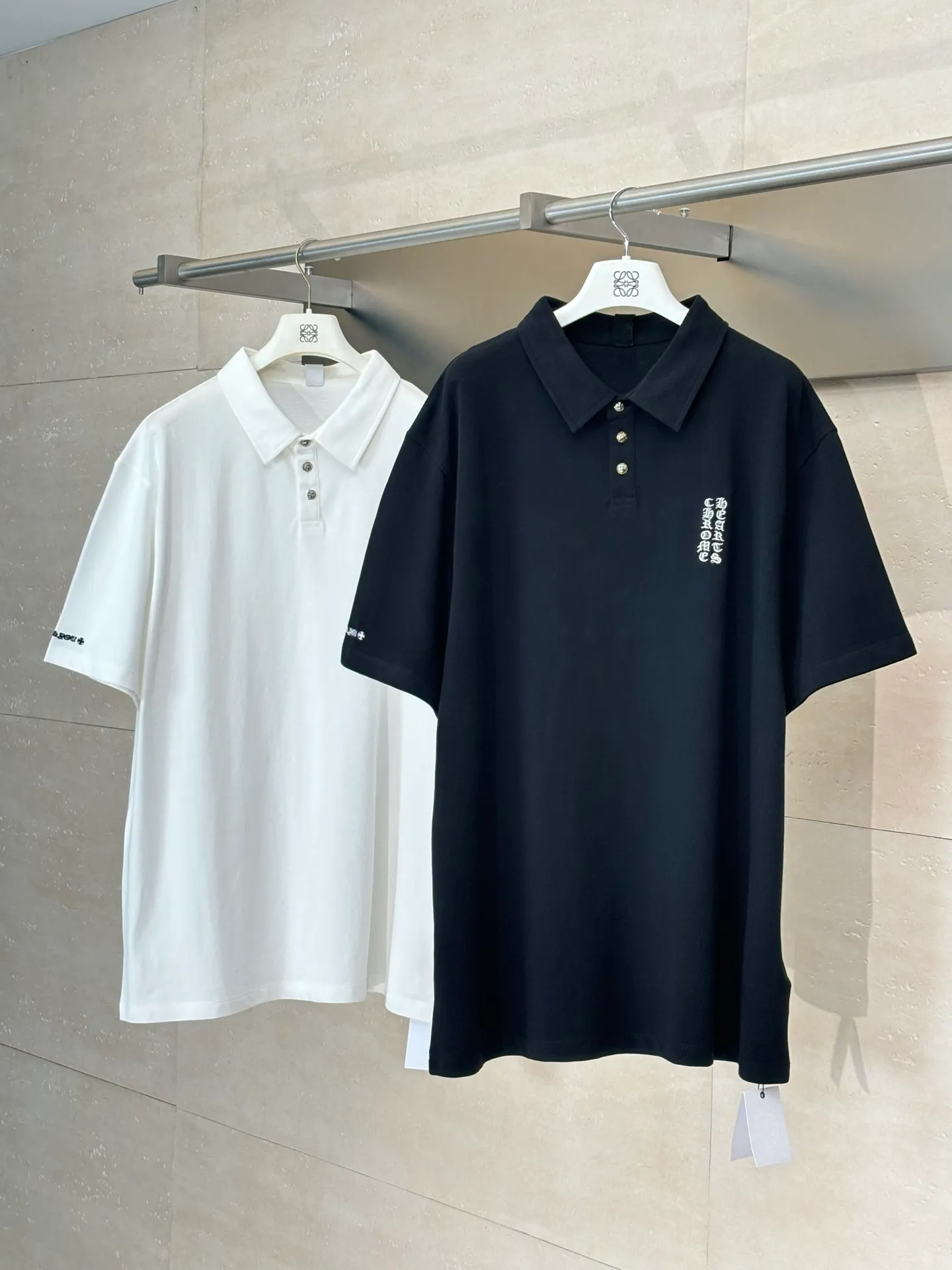 🅿️330 Come Hearts*/Cro Hearts 25Ss new Japanese limited POLO shirt. The fabric is made of 230G pure cotton pique cloth. The chest and cuffs are embroidered by imported embroidery machines. High-precision embroidery. The leather tag is made of lambskin. The cost is expensive. Collar hardware molding. Customized accessories. Size: S/M/L
